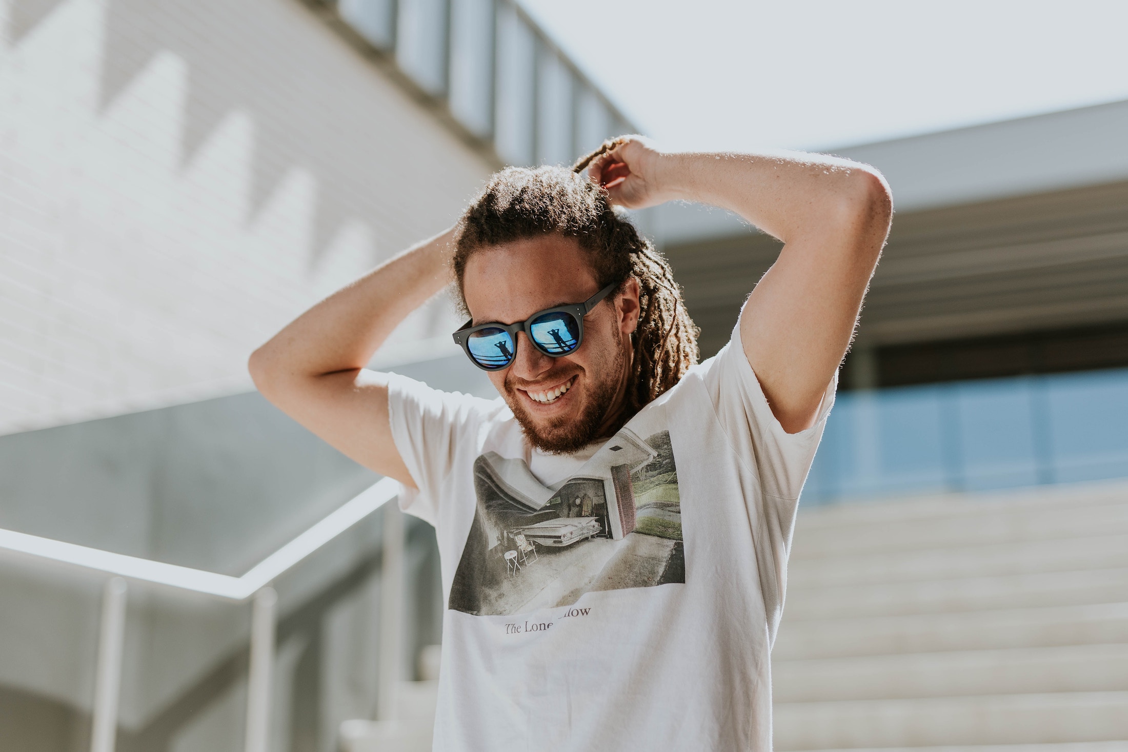 Sunglasses Trends for a Stylish Summer Look